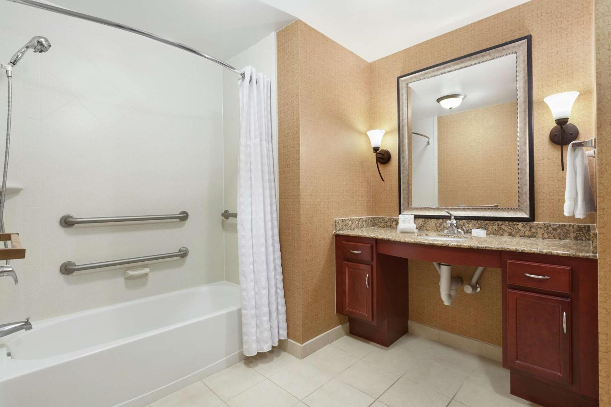 Homewood Suites Medford Exterior foto