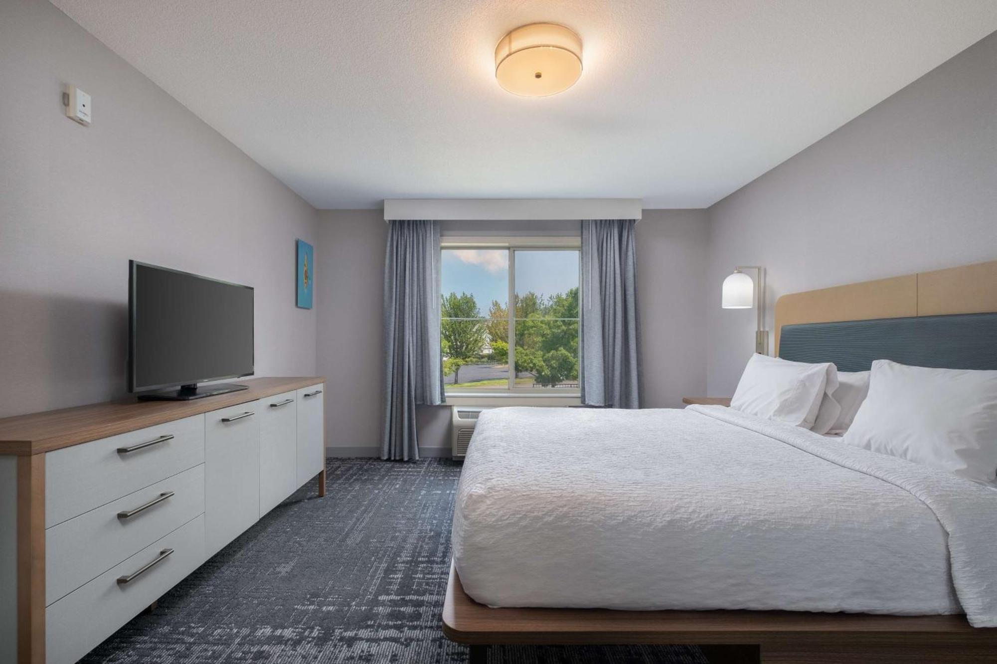 Homewood Suites Medford Exterior foto