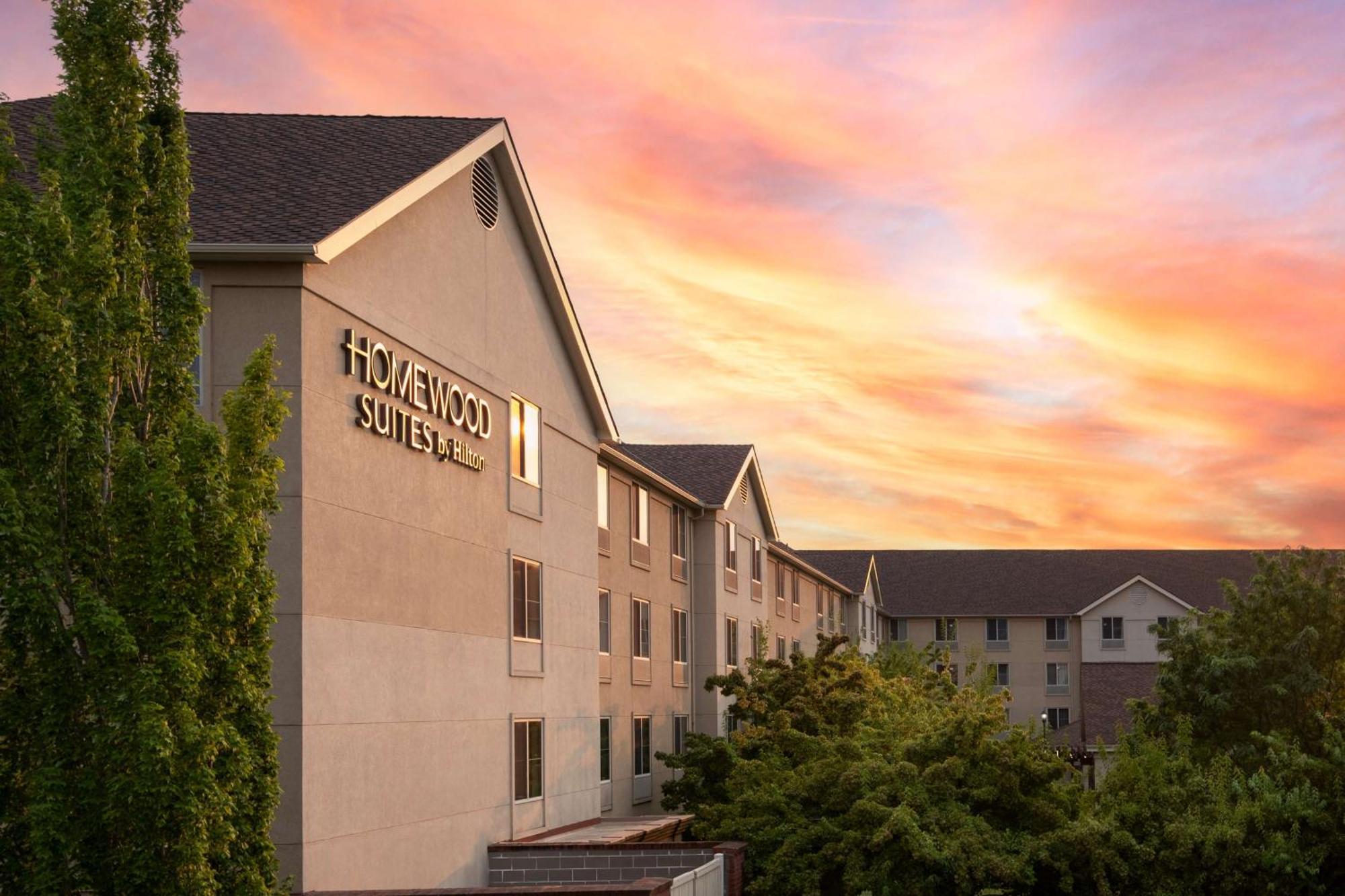 Homewood Suites Medford Exterior foto
